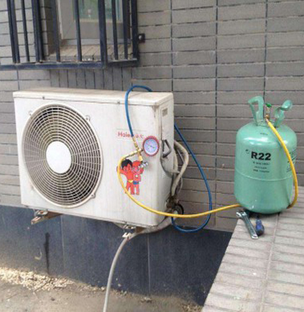 竞秀空调加氟